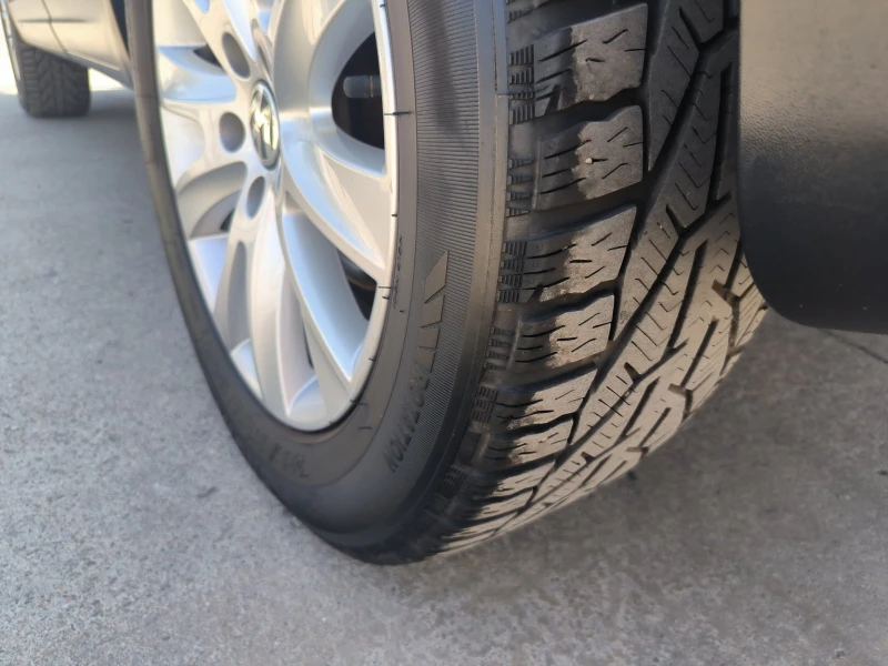 VW Tiguan 1.4-4-Motion-6sk-Navi-Euro-5A, снимка 8 - Автомобили и джипове - 51341734