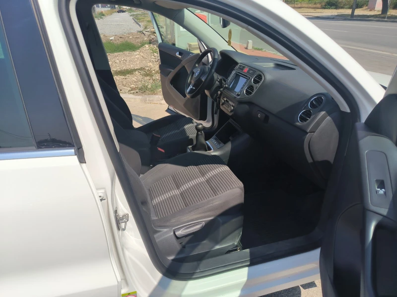 VW Tiguan 1.4-4-Motion-6sk-Navi-Euro-5A, снимка 17 - Автомобили и джипове - 51341734
