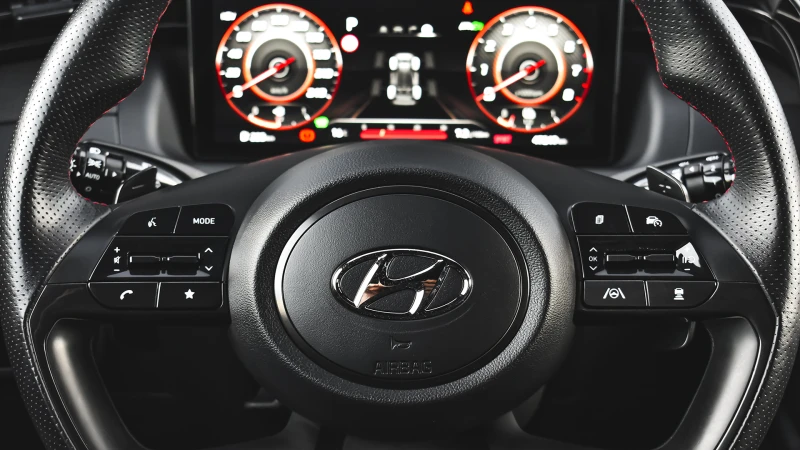 Hyundai Tucson 1.6 T-GDi N LINE Plug-in Hybrid 4x4 Automatic, снимка 9 - Автомобили и джипове - 51923302