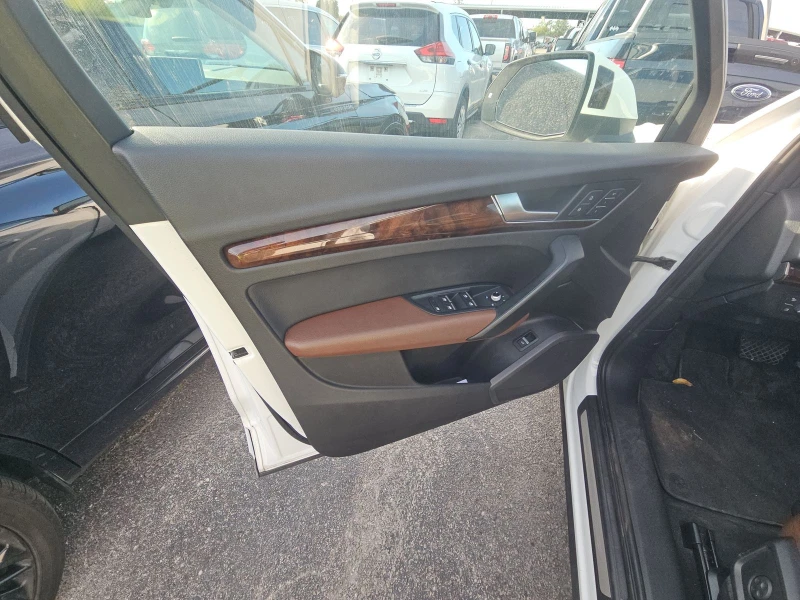 Audi Q5 2.0T* PREMIUM* PLUS* MATRIX* ДИГИТАЛНО* ТАБЛО* 360, снимка 7 - Автомобили и джипове - 52835458