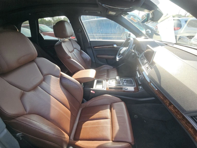 Audi Q5 2.0T* PREMIUM* PLUS* MATRIX* ДИГИТАЛНО* ТАБЛО* 360, снимка 11 - Автомобили и джипове - 52835458