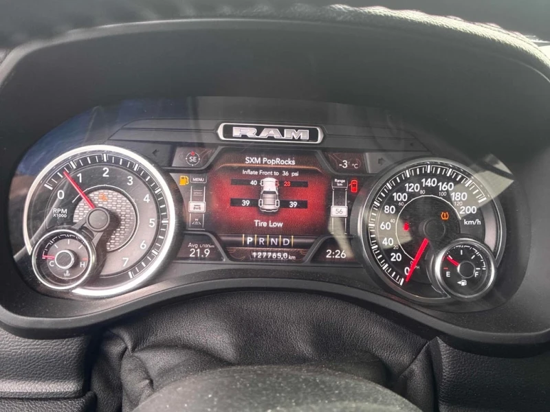 Dodge RAM 1500 * Sport * CARFAX * БЕЗ ПЪРВОНАЧАЛНА ВНОСКА, снимка 8 - Автомобили и джипове - 52828845