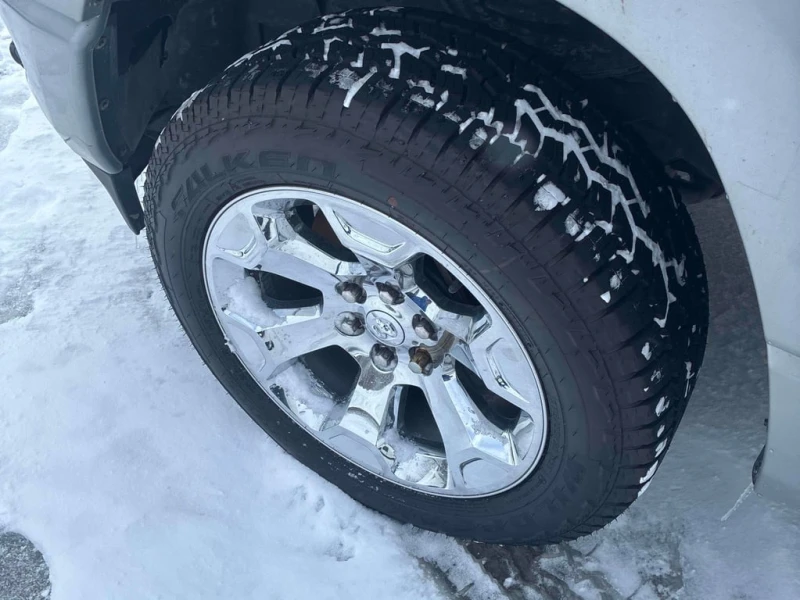 Dodge RAM 1500 * Sport * CARFAX * БЕЗ ПЪРВОНАЧАЛНА ВНОСКА, снимка 7 - Автомобили и джипове - 52828845