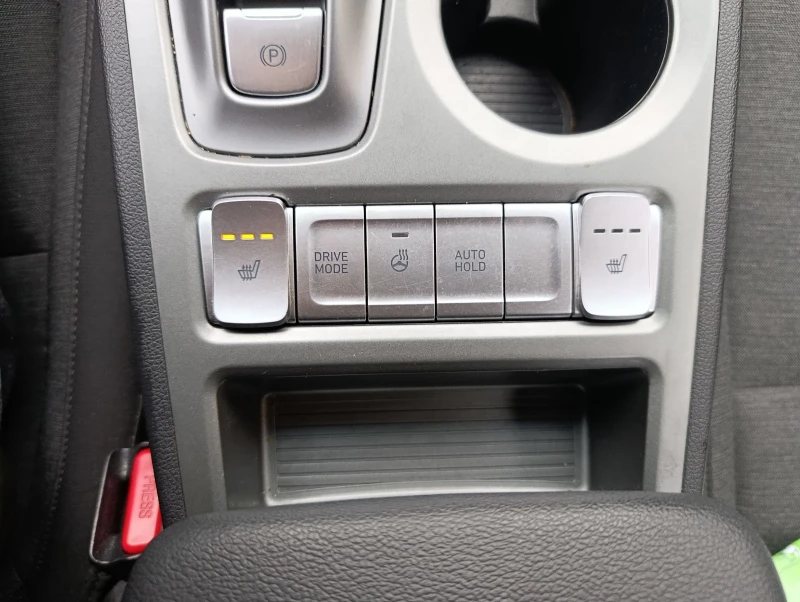 Hyundai Kona 39, 2KWH, снимка 17 - Автомобили и джипове - 53277791