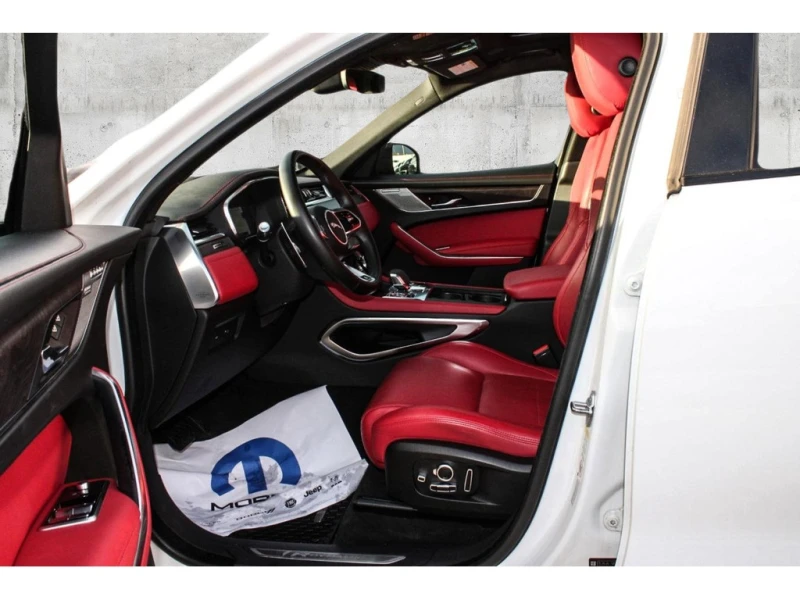 Jaguar F-PACE * P400 R Dynamic S Auto * CARFAX * ЦЕНА ДО БГ, снимка 15 - Автомобили и джипове - 52943960