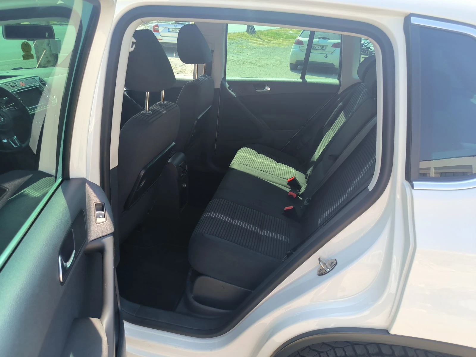 VW Tiguan 1.4-4-Motion-6sk-Navi-Euro-5A | Mobile.bg   16