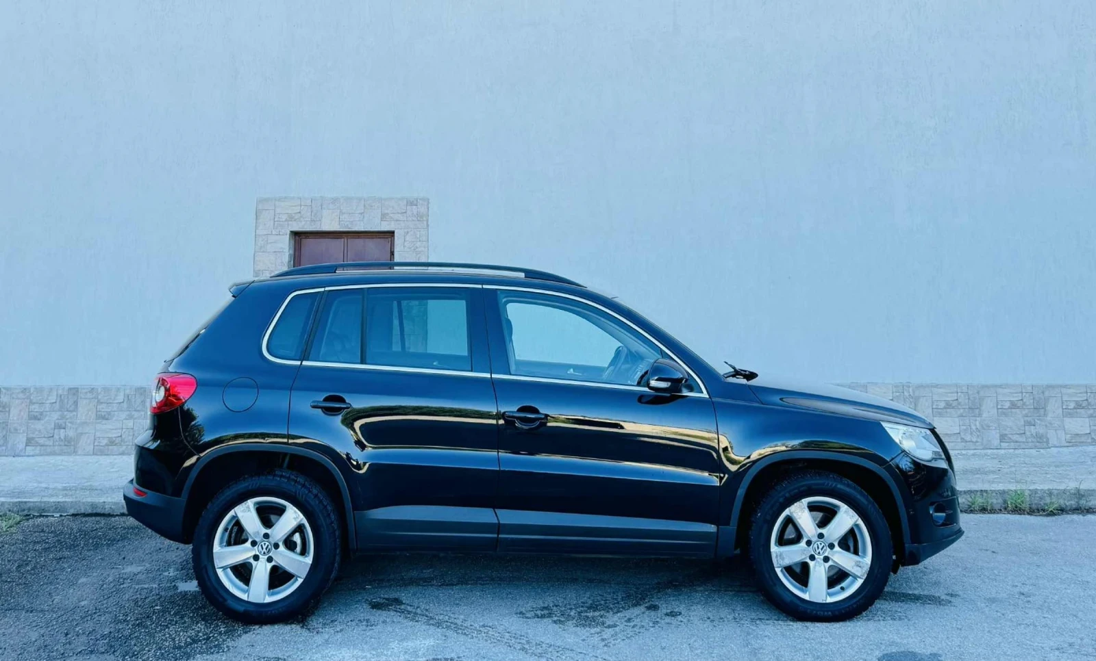 VW Tiguan 4Х4* HYALINE  - изображение 4