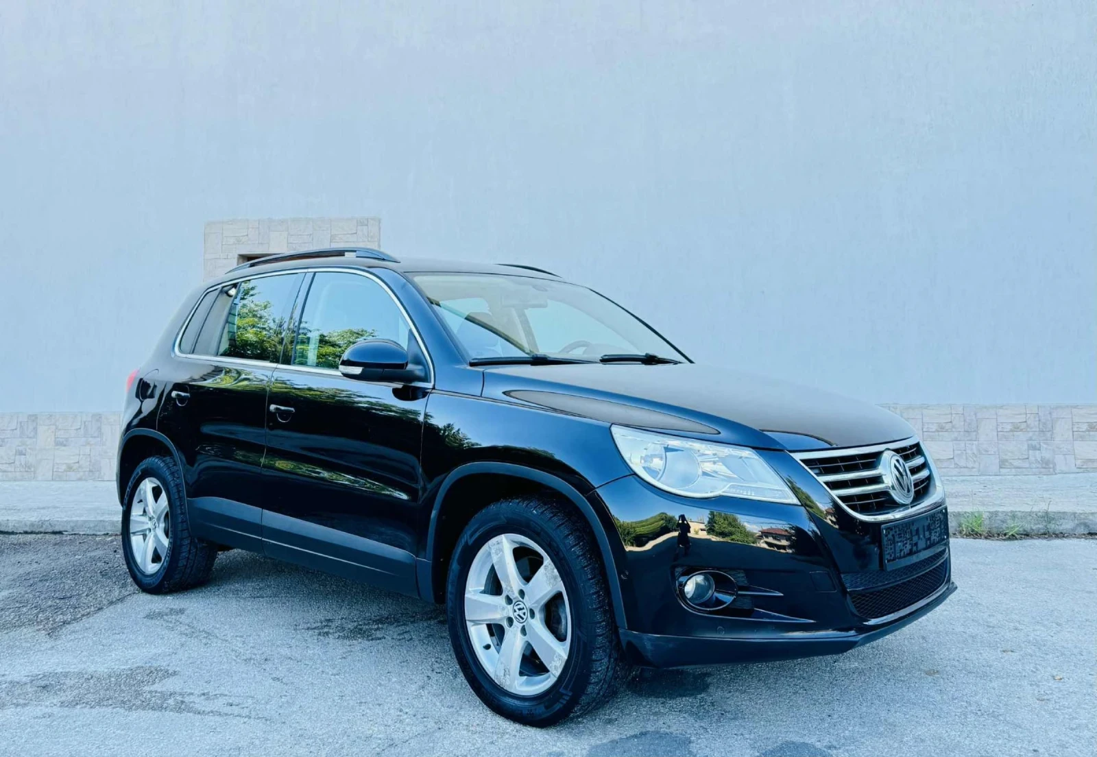 VW Tiguan 4Х4* HYALINE  - изображение 3