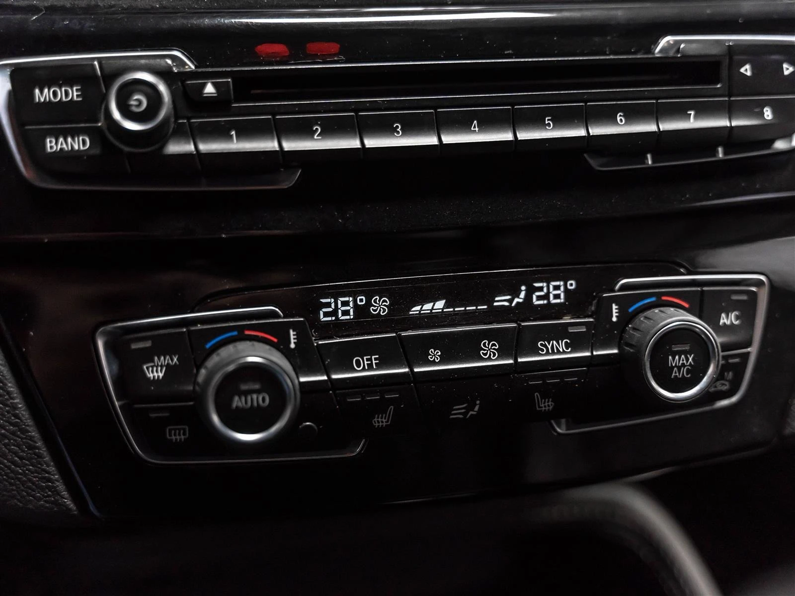 BMW X1 xDrive28i � ����������� & ���� ������ | Mobile.bg � ����������� 11