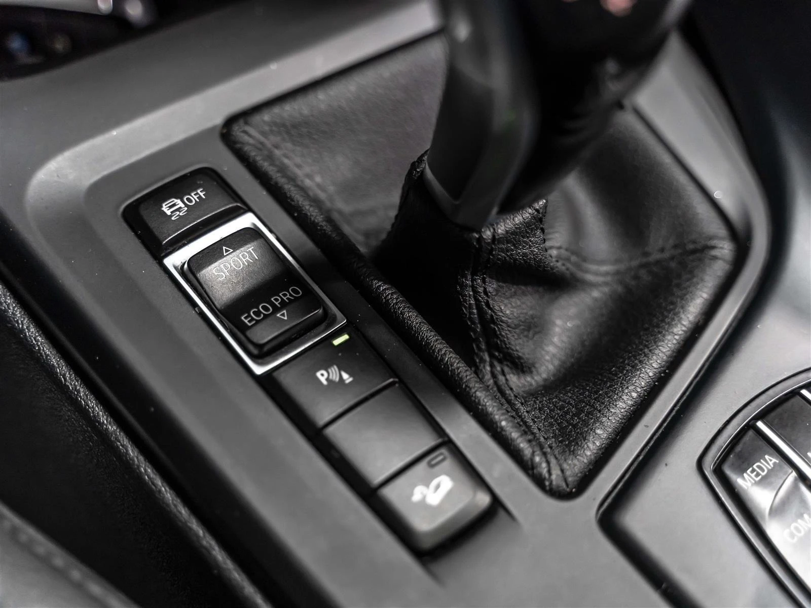 BMW X1 xDrive28i � ����������� & ���� ������ | Mobile.bg � ����������� 12