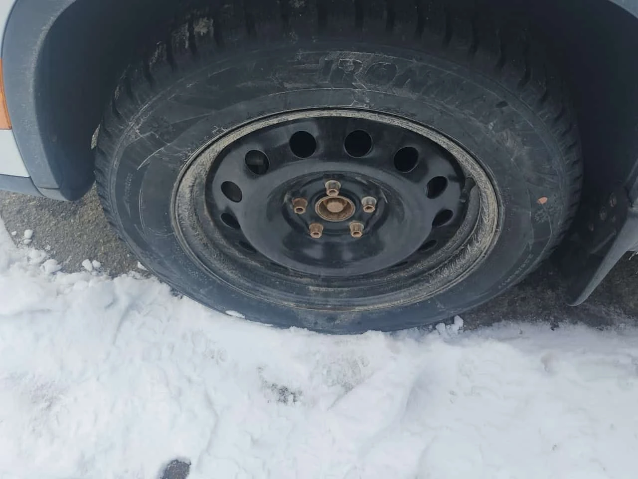 VW Tiguan WOLFSBURG EDITION * ПОДГРЕВИ* 2 КЛЮЧА* CARFAX *  - изображение 6