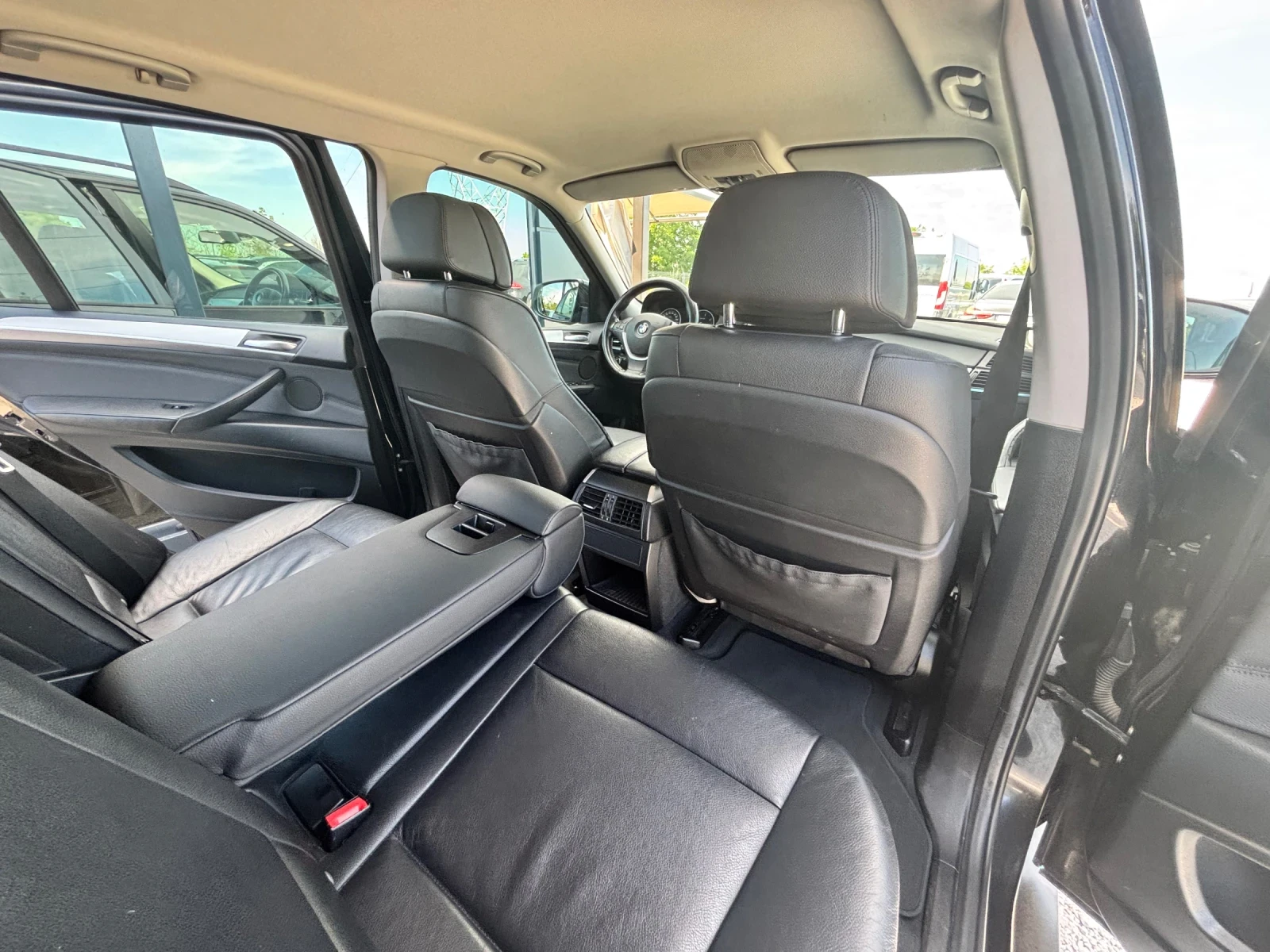 BMW X5 3.0D/FACE/SPORT/360KAMERI/PODGREV/TOP, снимка 10 - Автомобили и джипове - 54783406