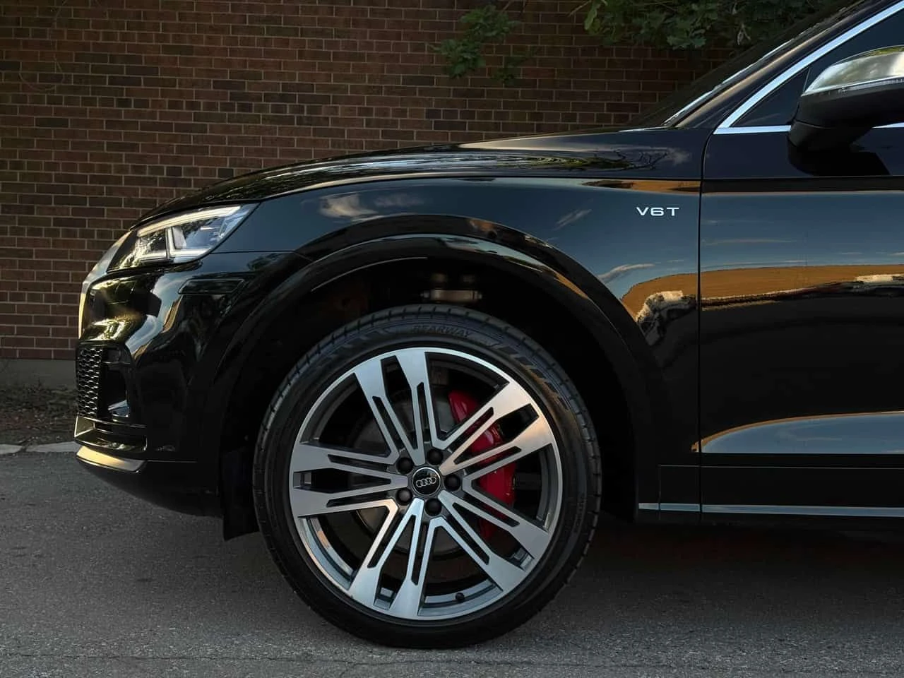 Audi SQ5 Technik  CARFAX, снимка 7 - Автомобили и джипове - 54978603