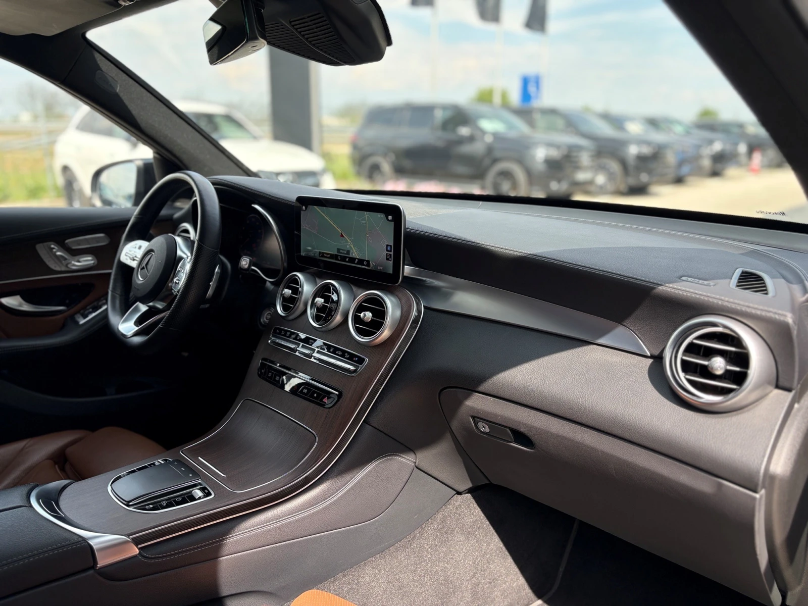 Mercedes-Benz GLC 300 de 4MATIC, снимка 9 - Автомобили и джипове - 55319941