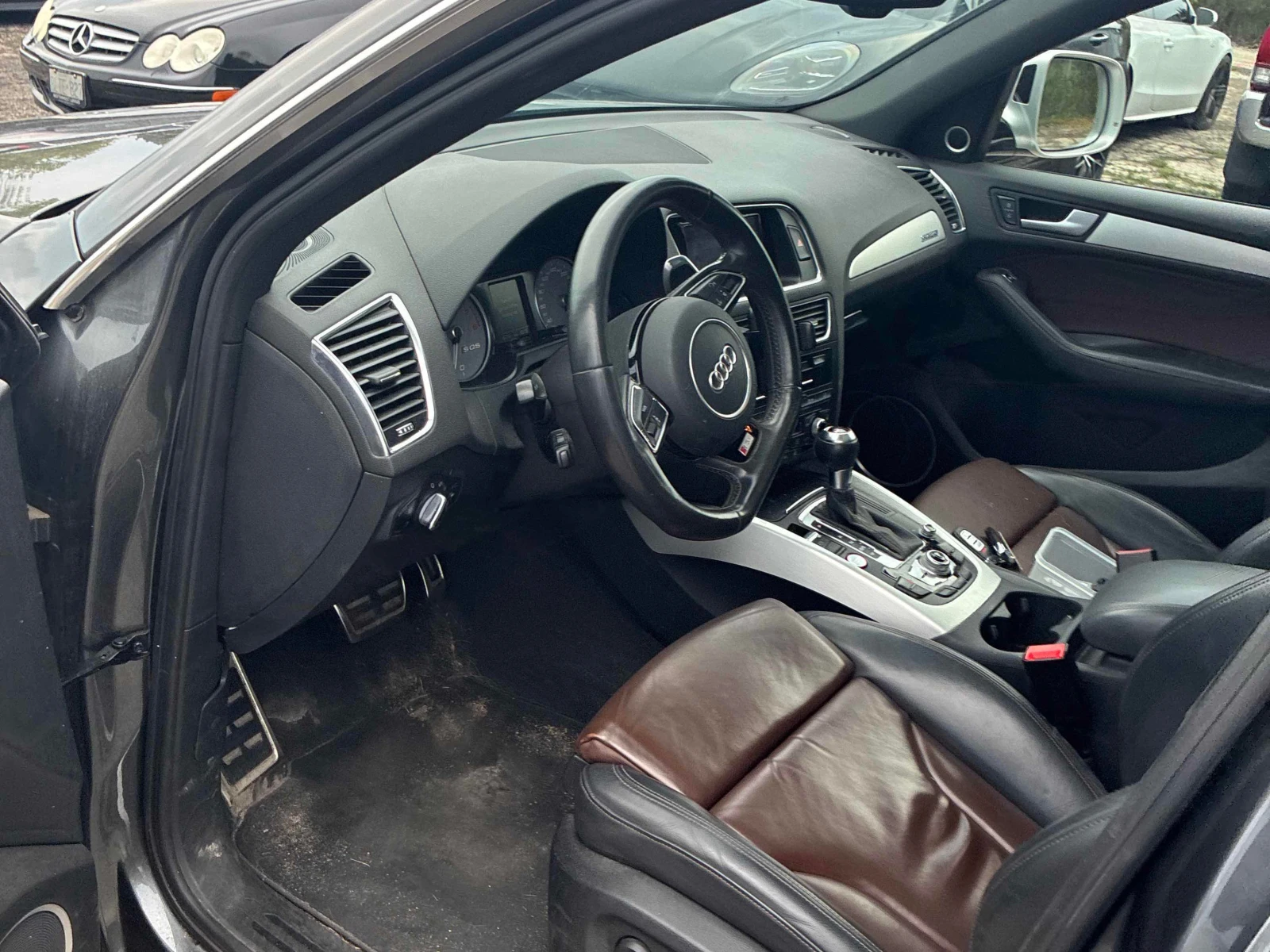 Audi SQ5  3.0T Technik / CARFAX / ДИСТРОНИК / 2 ЧИФТА ГУМИ , снимка 6 - Автомобили и джипове - 55938387