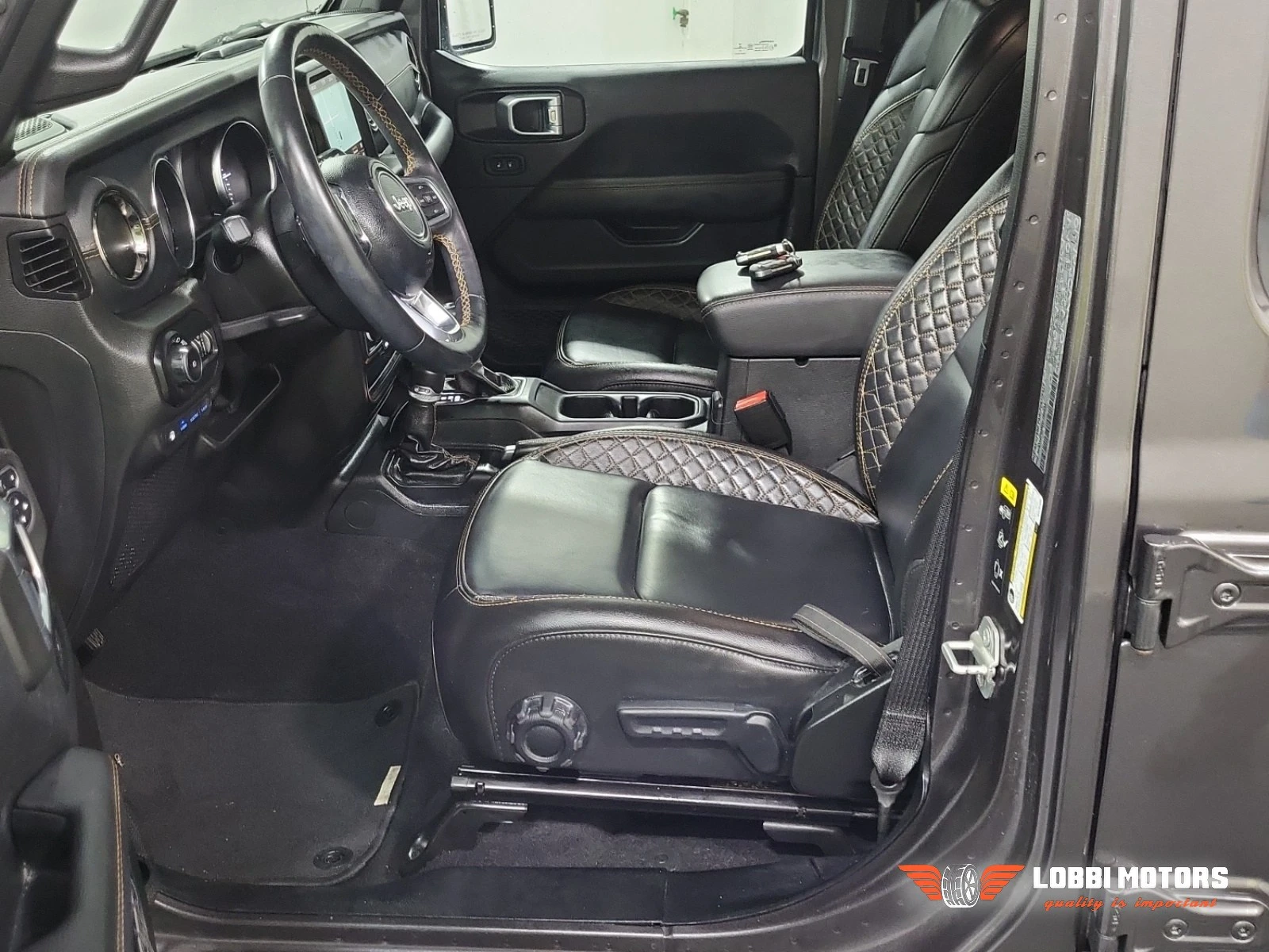 Jeep Wrangler, снимка 5 - Автомобили и джипове - 55992579