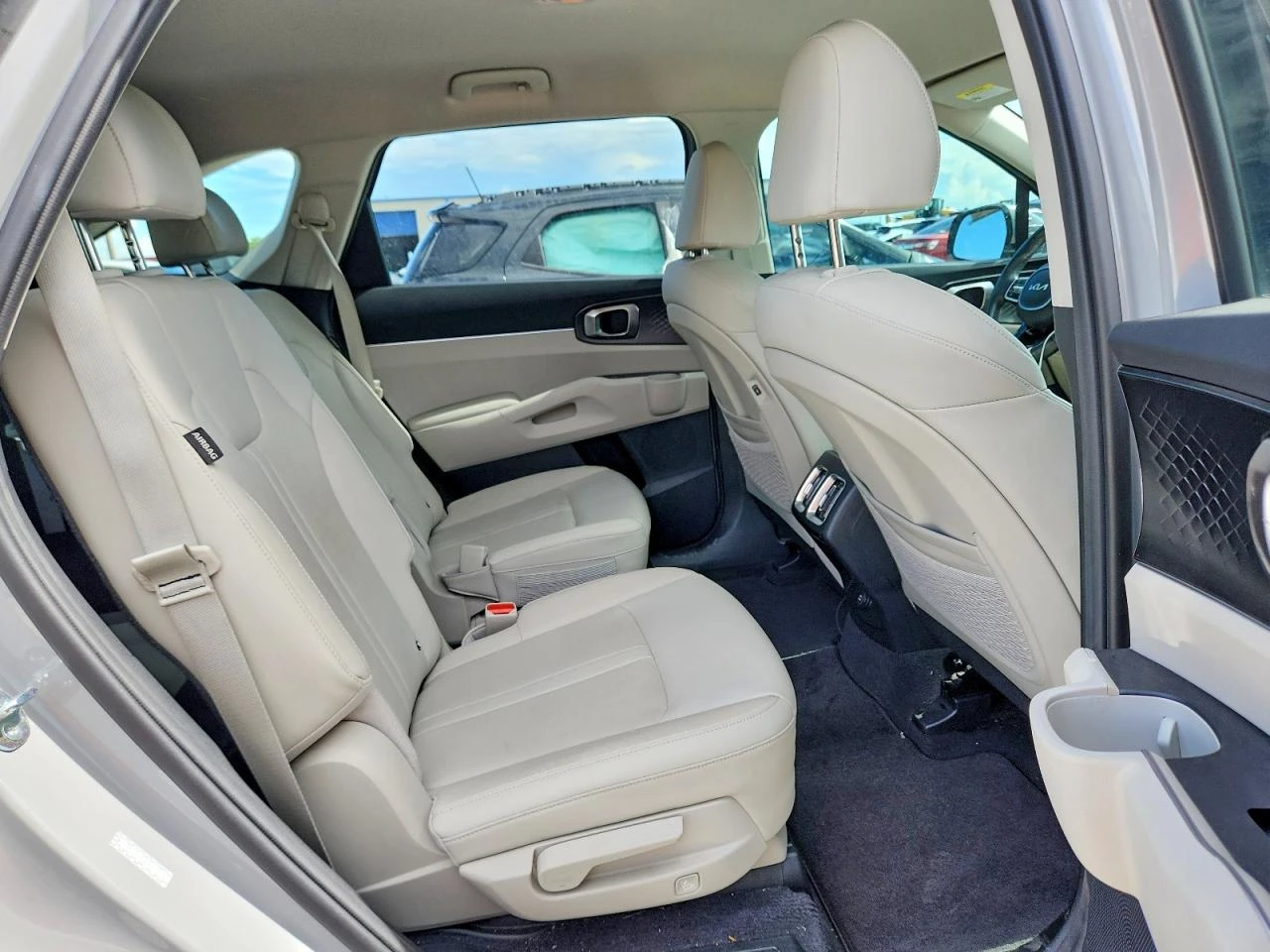 Kia Sorento 2.5 EX, снимка 11 - Автомобили и джипове - 56195760