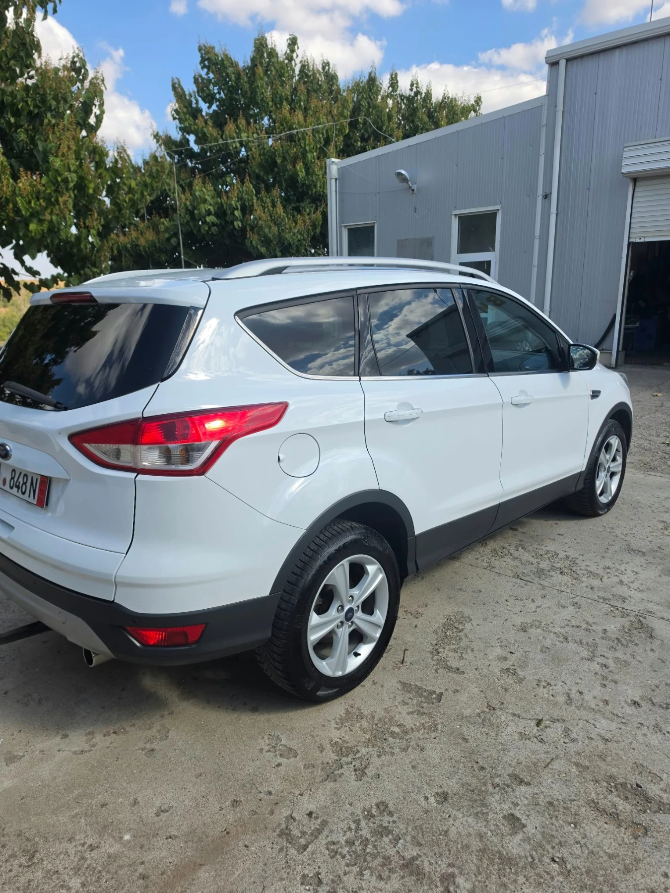 Ford Kuga, снимка 3 - Автомобили и джипове - 56370278