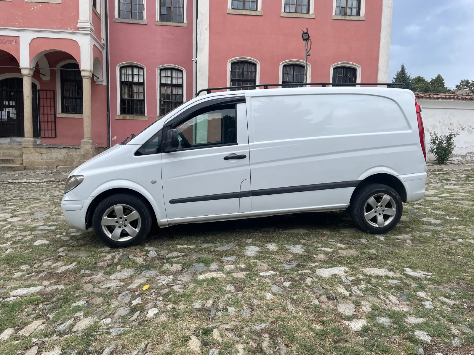 Mercedes-Benz Vito 2.2 CDI - изображение 2