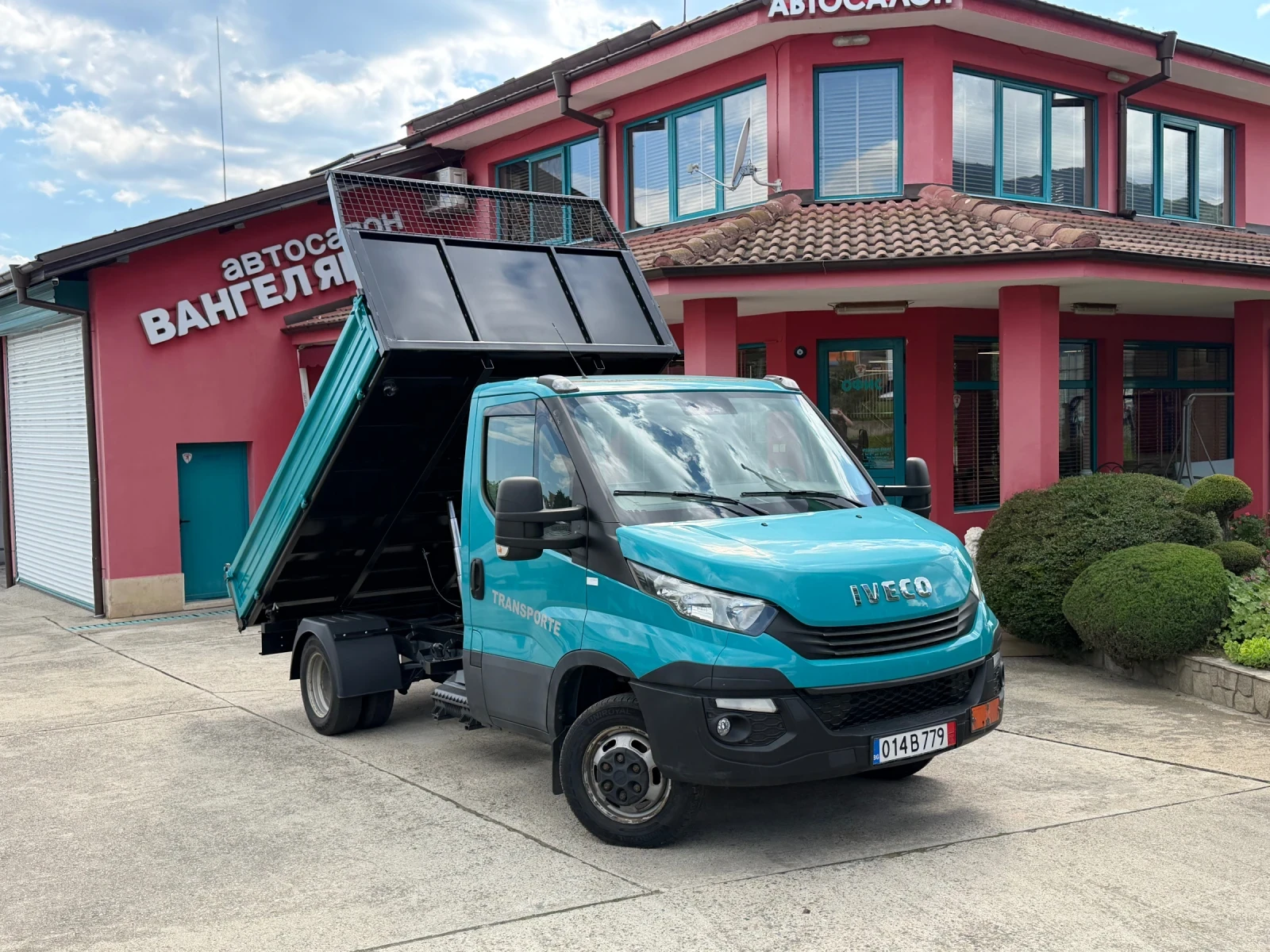Iveco Daily 35C21* 3.0HPI* Климатик* Тристранен самосвал