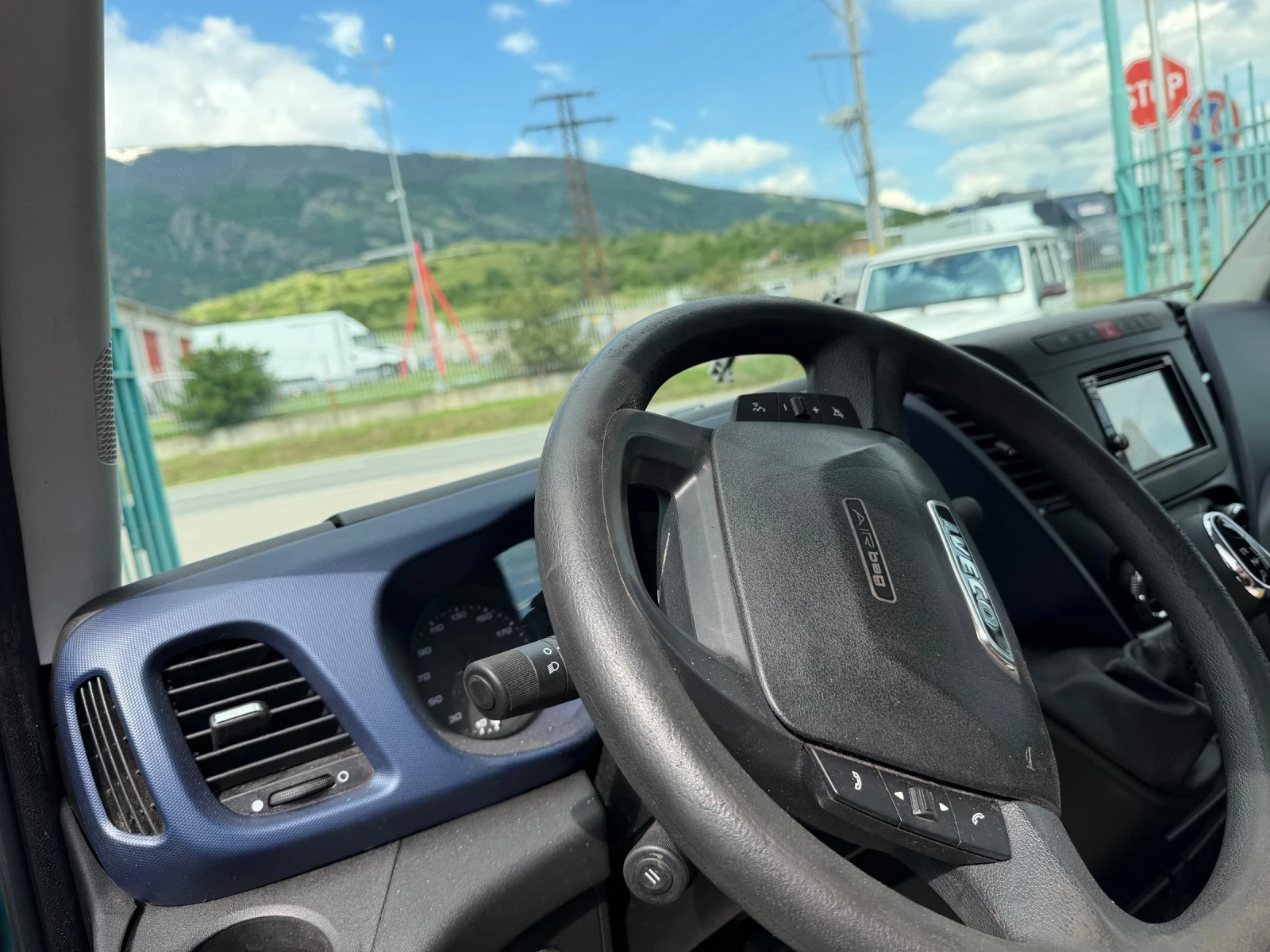 Iveco Daily 35C21* 3.0HPI* Климатик* Тристранен самосвал, снимка 5 - Бусове и автобуси - 54660827