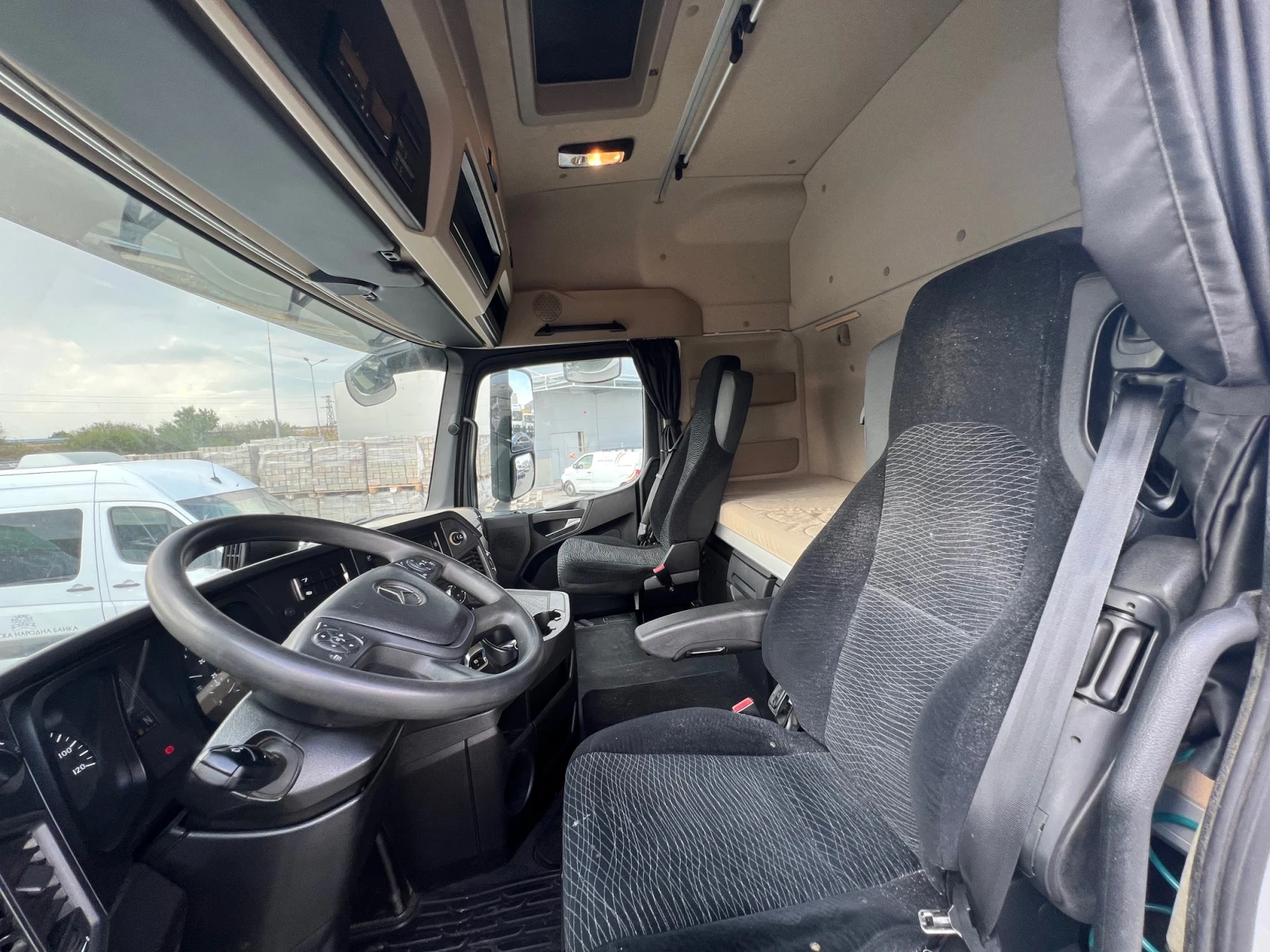 Mercedes-Benz Actros 1851 BIG SPACE - изображение 9