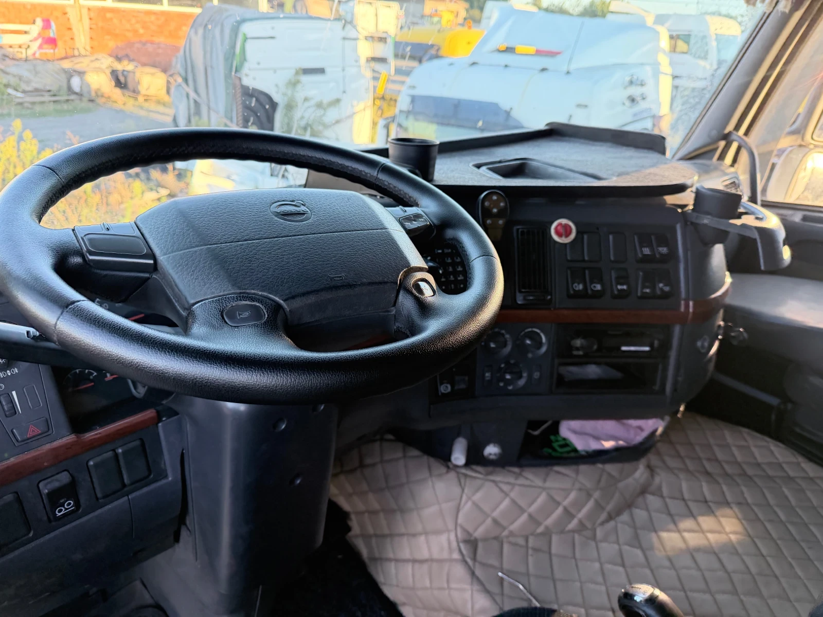 Volvo Fh 520, снимка 9 - Камиони - 56456893