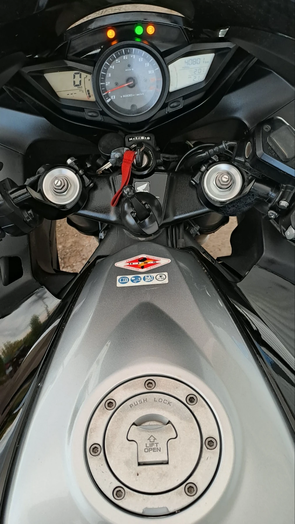 Honda Vfr 1200F V4 170PS Automatik, снимка 6 - Мотоциклети и мототехника - 55184752