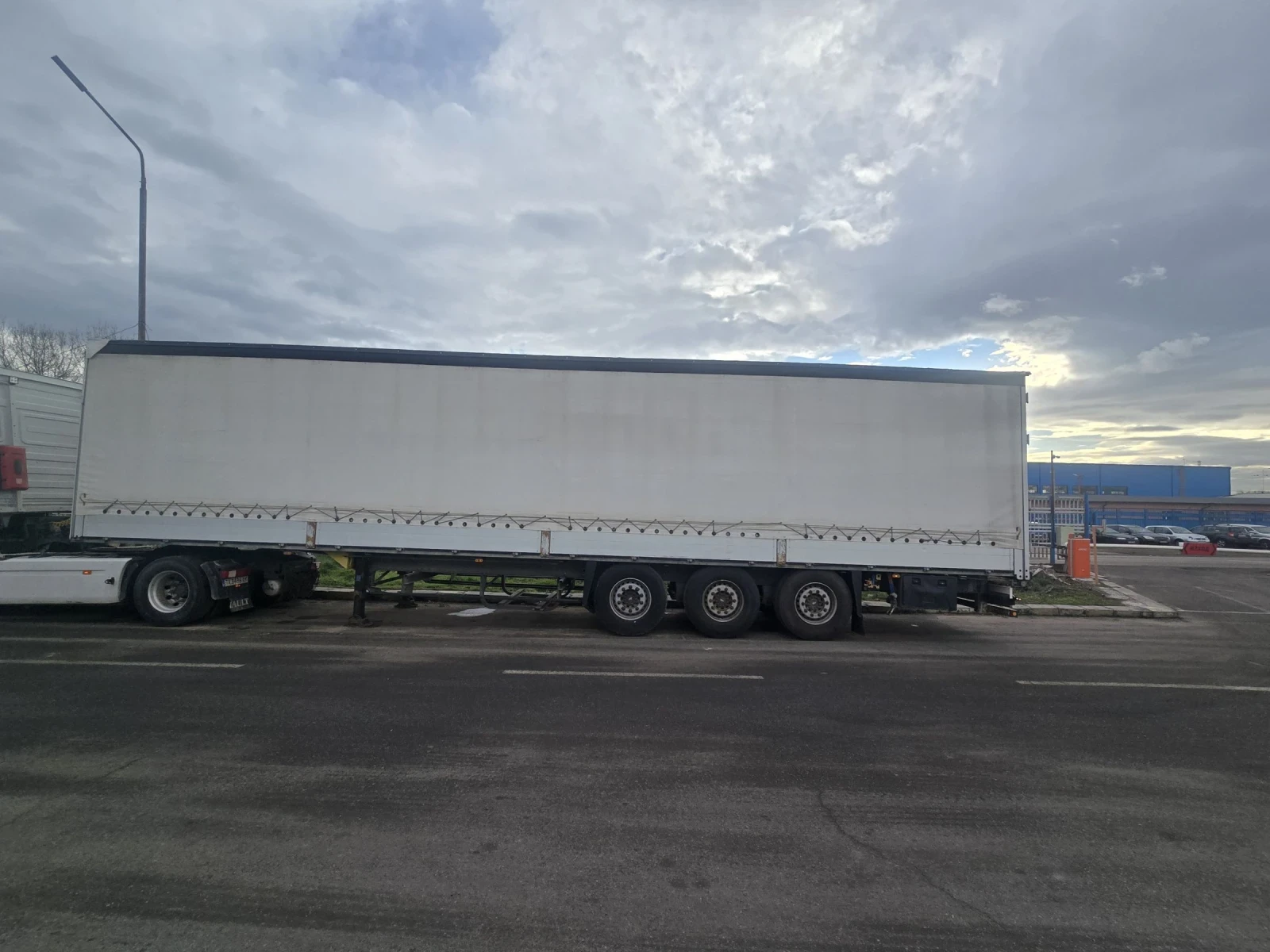 ����������� Schmitz | Mobile.bg � ����������� 1