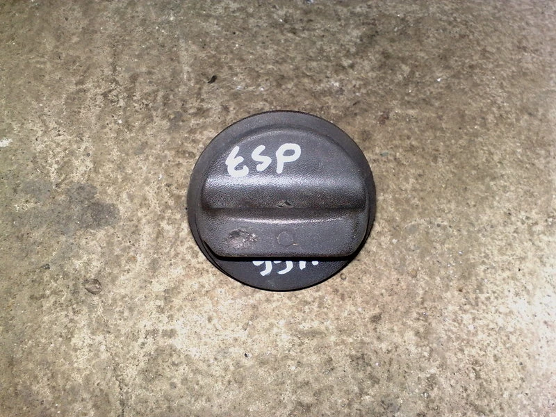 капачка резервоар вътрешна за Рено Еспейс 2.0 16v 01г. 