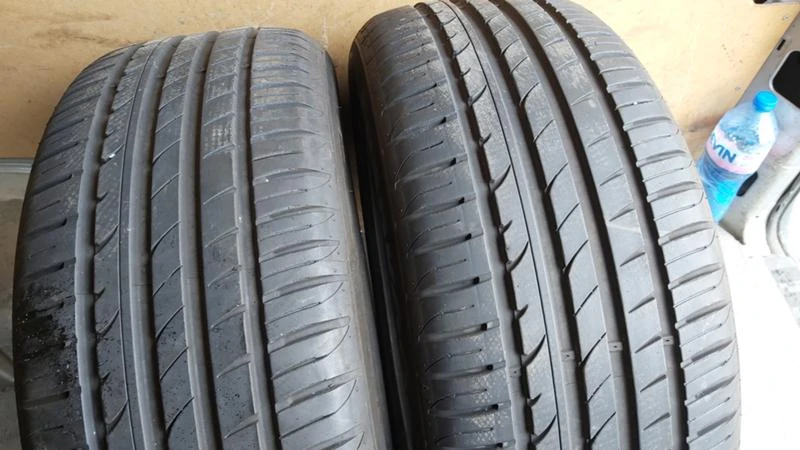 Гуми Летни 235/55R17, снимка 1 - Гуми и джанти - 28771158