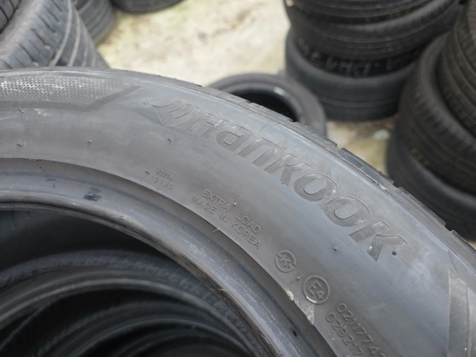 Гуми Летни 235/55R19, снимка 9 - Гуми и джанти - 53966676