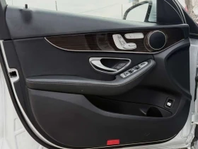 Mercedes-Benz C 300 * l 4MATIC l 18 Service Records l Luxury Pkg * CAR, снимка 17