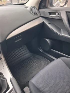 Mazda 3 - 5200 € / 10170.32 лв. - 87343143 5
