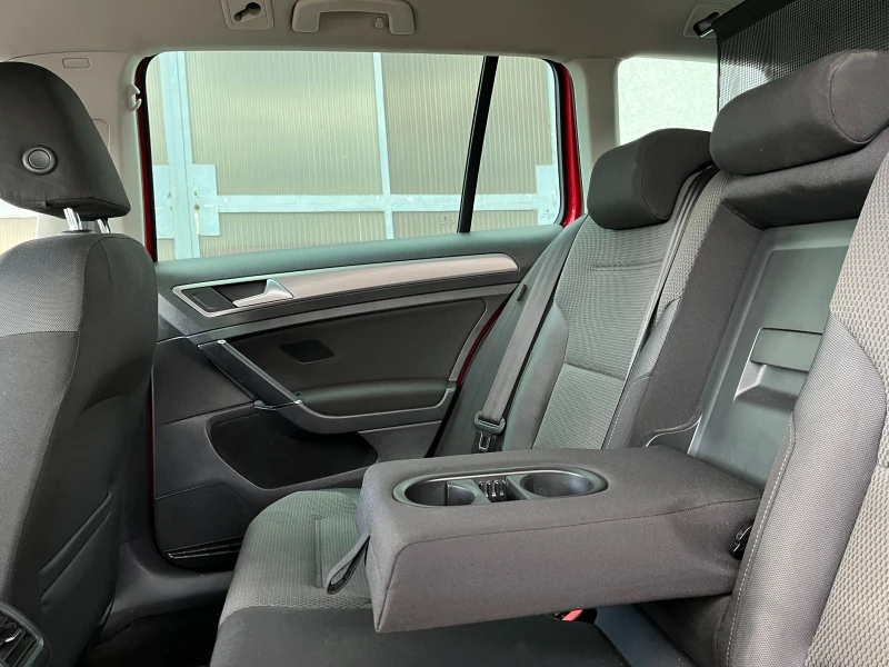 VW Golf 1.4i АВТОМАТИК, снимка 10 - Автомобили и джипове - 40015859