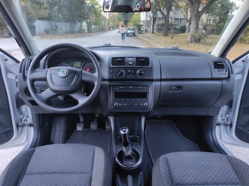 Skoda Roomster 1.2TDI Facelift Реални километри! Лизинг., снимка 11 - Автомобили и джипове - 46135636