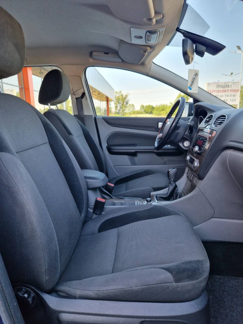 Ford Focus 1.6, снимка 11 - Автомобили и джипове - 47374040