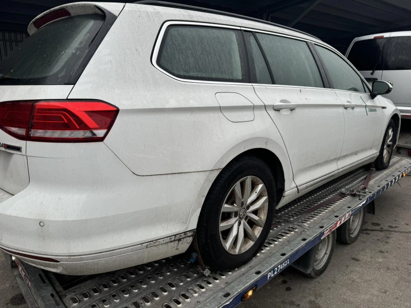 VW Passat 2.0TDI 4MOTION, снимка 4 - Автомобили и джипове - 47874110