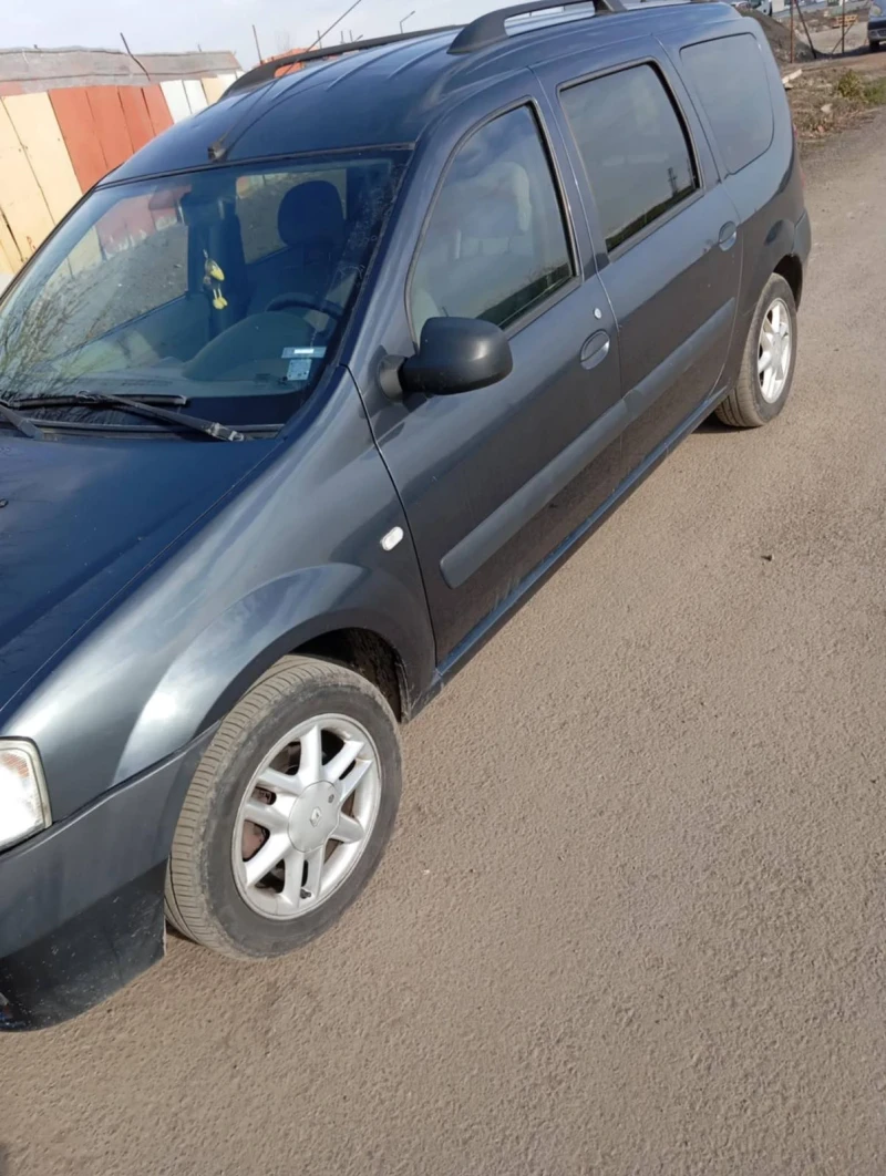 Dacia Logan, снимка 6 - Автомобили и джипове - 49545810