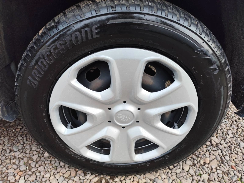 Ford Courier FORD Transit Courier 1.0 Trend, 100 к.с, снимка 15 - Автомобили и джипове - 52400105