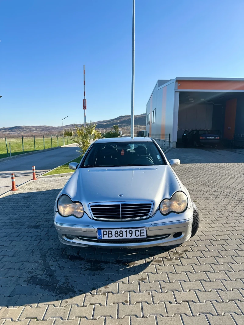 Mercedes-Benz C 270 Cdi, снимка 5 - Автомобили и джипове - 53013290