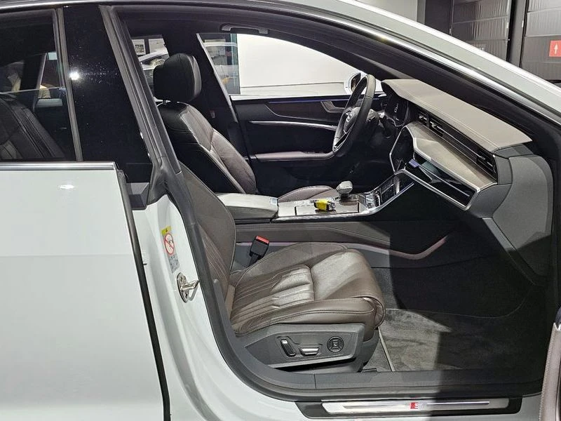 Audi A7 55TFSI QUATTRO PREMIUM, снимка 10 - Автомобили и джипове - 54353429