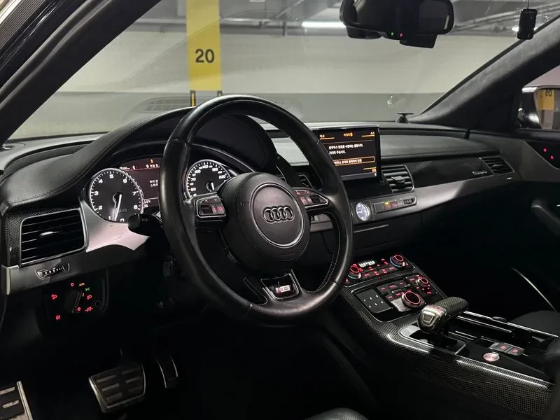Audi S8 4.0 TFSI Quattro, снимка 6 - Автомобили и джипове - 55134051