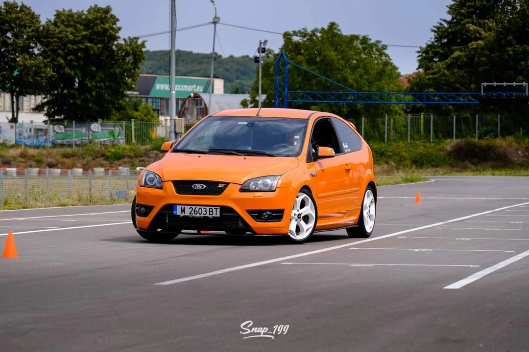 Ford Focus ST, снимка 1