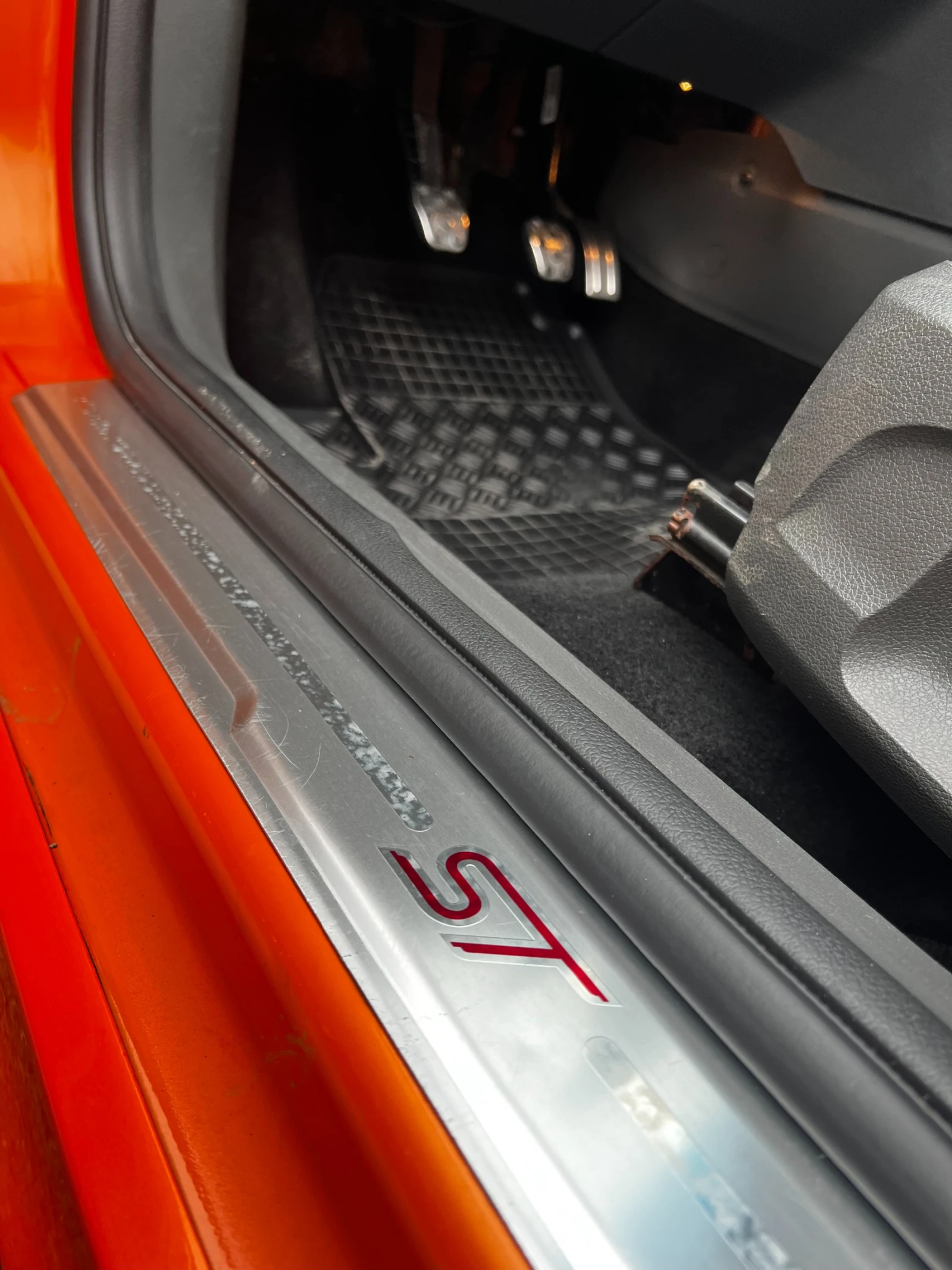 Ford Focus ST | Mobile.bg   11