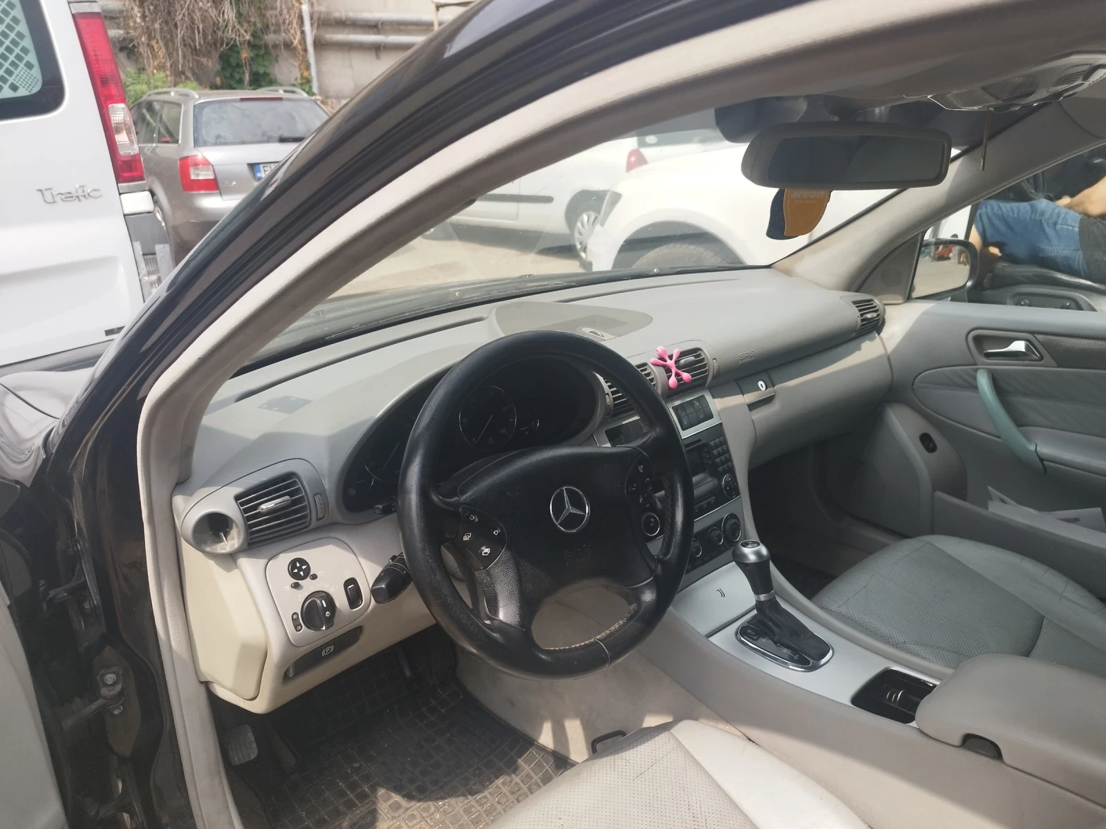 Mercedes-Benz C 220  - изображение 3