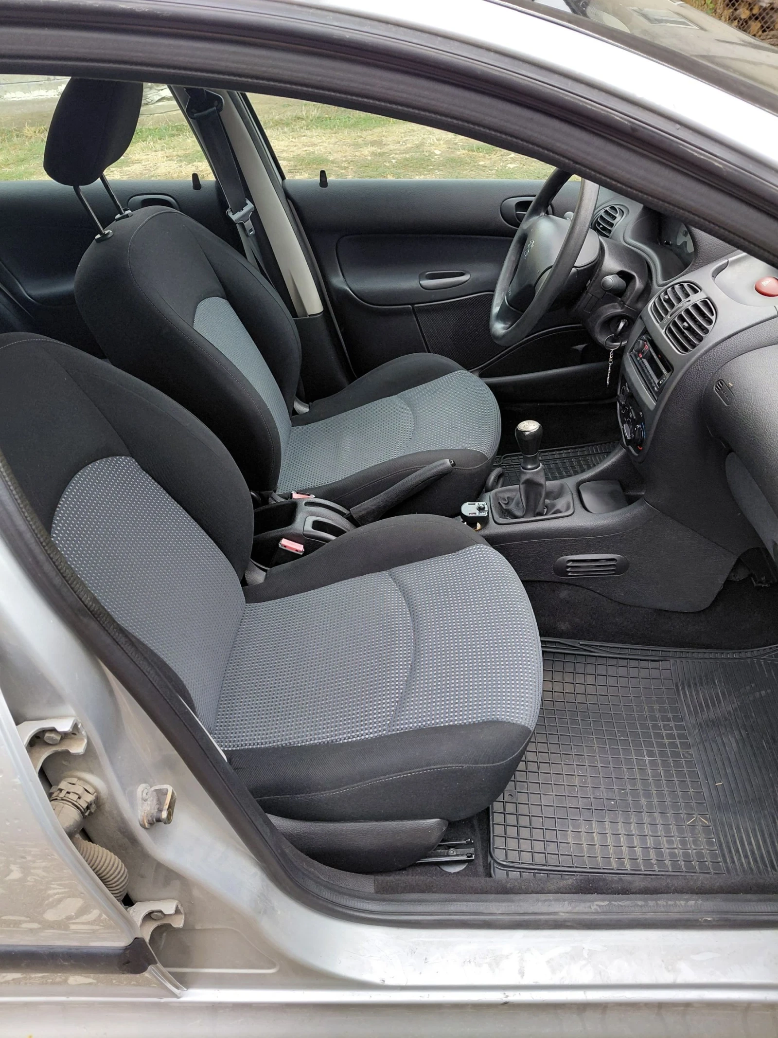 Peugeot 206 1.4 HDI - изображение 10