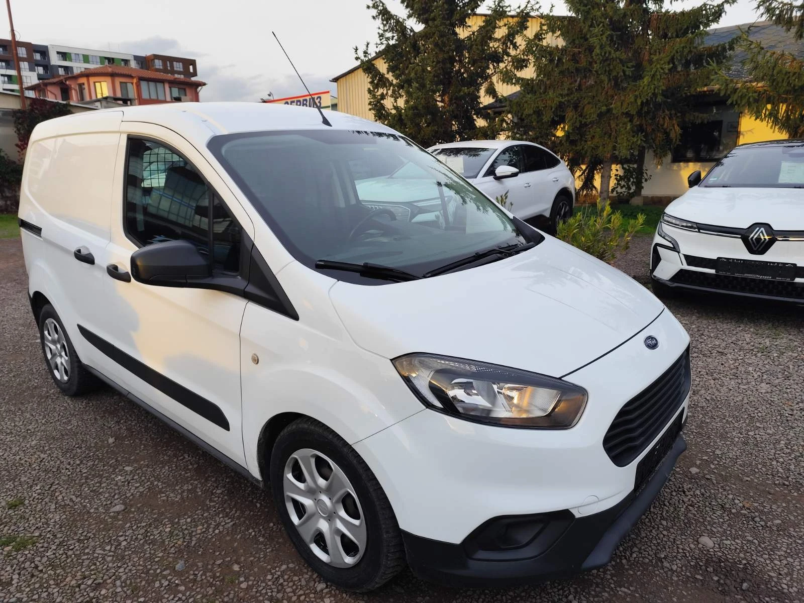 Ford Courier FORD Transit Courier 1.0 Trend, 100 к.с - изображение 9