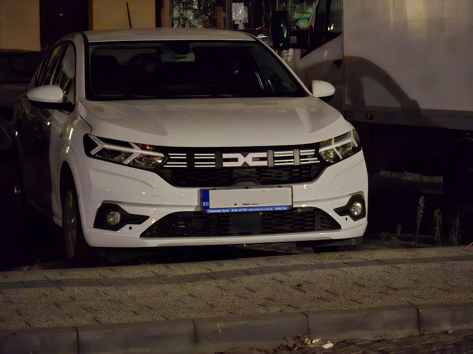 Dacia Logan Expression ECO-G 100 Гаранция - изображение 3