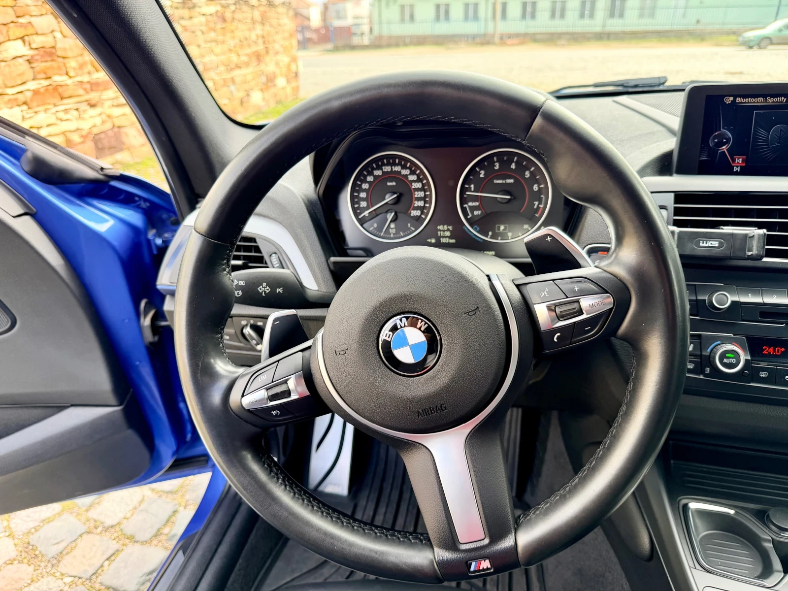 BMW M135 xDrive , снимка 13 - Автомобили и джипове - 53727458